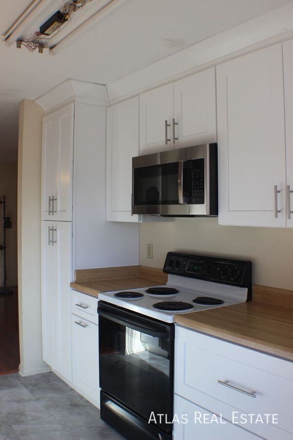 9415 Brentwood St in Westminster, CO - Building Photo - Building Photo