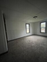 321 SE 3rd St in Spiro, OK - Building Photo - Building Photo