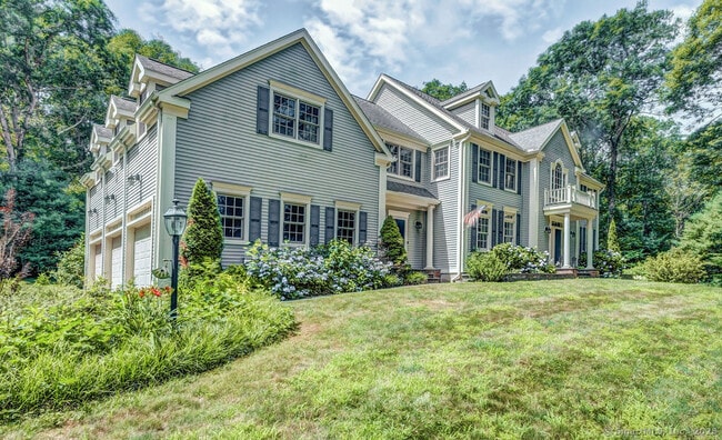 76 High Hill Cir in Madison, CT - Building Photo - Building Photo