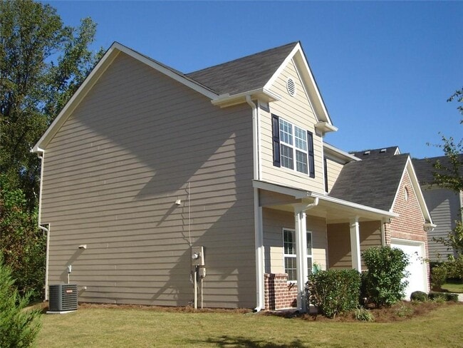 6853 Grand Hickory Dr in Braselton, GA - Building Photo - Building Photo