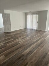 47 Harbour Close in New Haven, CT - Building Photo - Building Photo