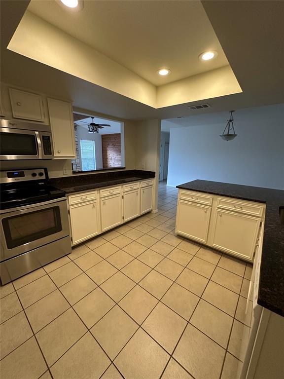 241 Mooring Cir in Lakeway, TX - Building Photo - Building Photo