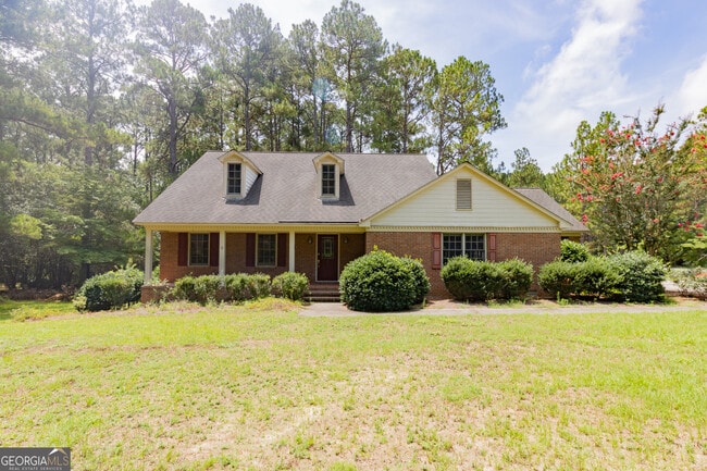 property at 100 Lancaster Point