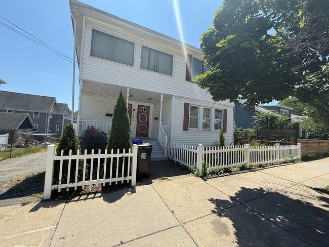 property at 1093 Salem St