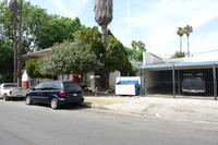 6600 Woodman Ave in Van Nuys, CA - Building Photo - Building Photo