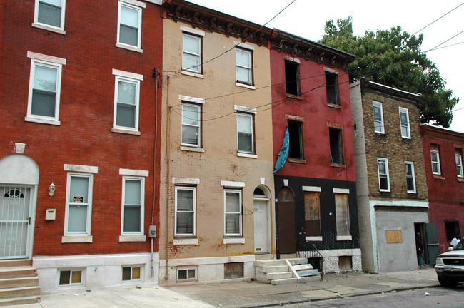 2025 W Master St in Philadelphia, PA - Building Photo - Building Photo