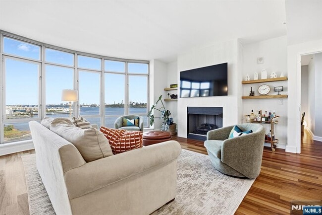 8100 River in North Bergen, NJ - Building Photo - Building Photo