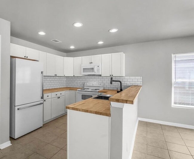 property at 306 Connor Ct