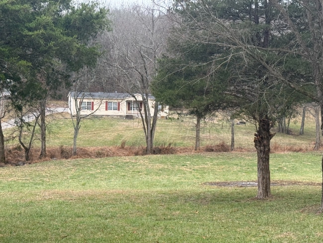 2182 Posey Hill Rd in Mount Juliet, TN - Foto de edificio - Building Photo