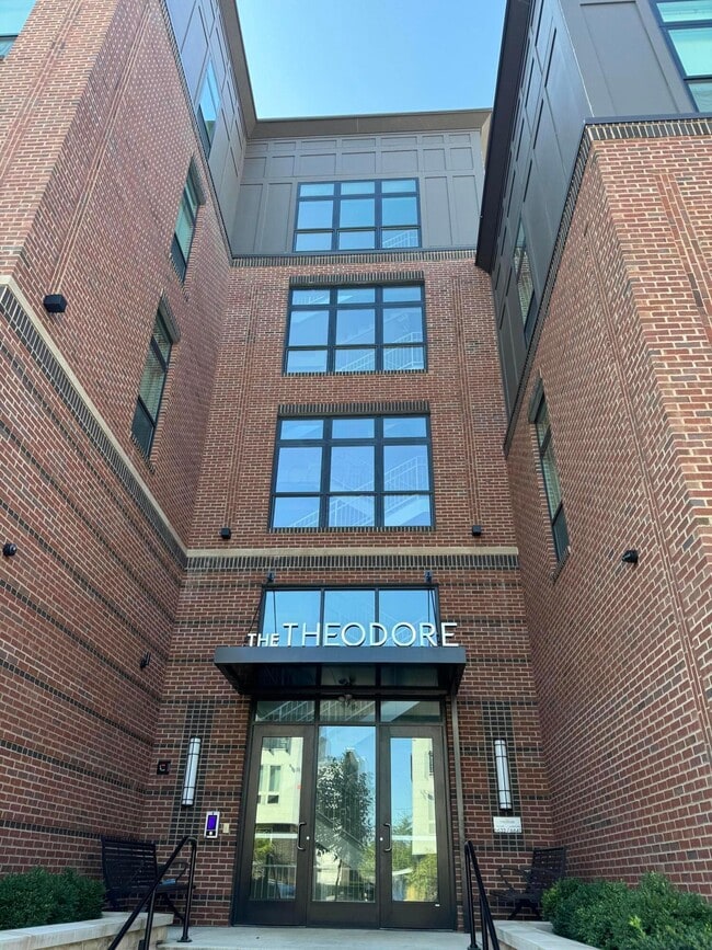 6633 Dale Dr in Dublin, OH - Foto de edificio - Building Photo