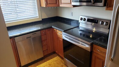 3656 New Hampshire Ave NW, Unit 4 in Washington, DC - Building Photo - Building Photo