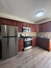 417 Broadway in Bayonne, NJ - Building Photo - Building Photo