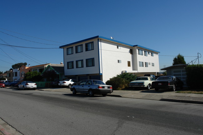 520 Mastick Ave in San Bruno, CA - Building Photo - Building Photo