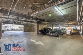 Westlake Park Square Apartments in Los Angeles, CA - Building Photo - Building Photo