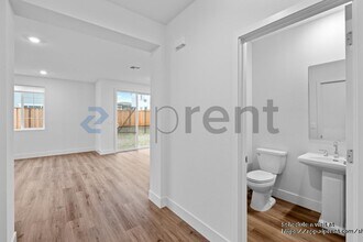 5694 Loray Ln in Tracy, CA - Building Photo - Building Photo