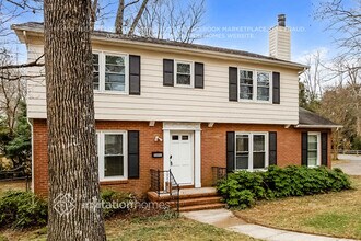 5800 Amity Pl in Charlotte, NC - Building Photo - Building Photo