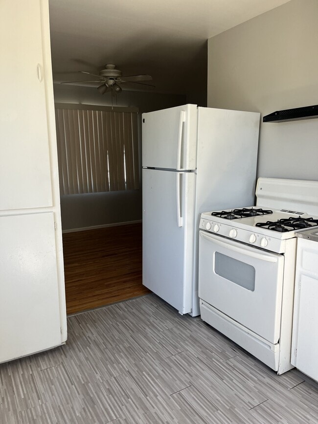 1959 Colonia Pl, Unit 1959 in Camarillo, CA - Foto de edificio - Building Photo