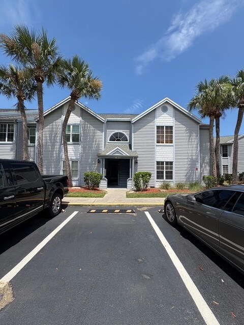7180 U.S. Rte 1 in Cocoa, FL - Building Photo