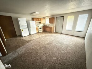 409 S 49th Ave in Yakima, WA - Building Photo - Building Photo