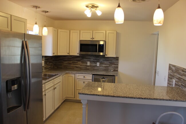 772 Southport St in Elmira, NY - Building Photo - Building Photo