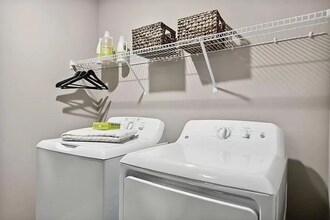 20065 62nd Pl in Corcoran, MN - Foto de edificio - Building Photo