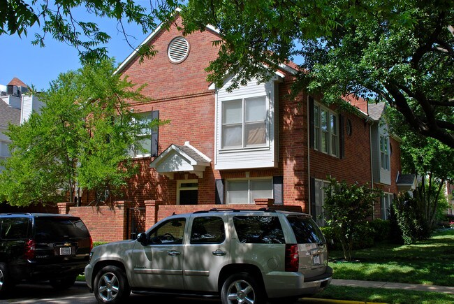 4501 Glenwick Ln in Dallas, TX - Foto de edificio - Building Photo