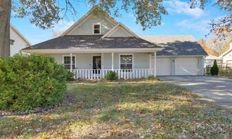 3708 SW Windemere Dr in Lee's Summit, MO - Building Photo