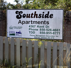 Southside Apartments in Marianna, FL - Foto de edificio - Building Photo