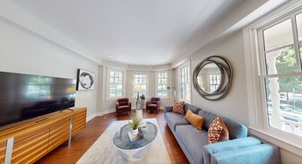 380 Harvard St, Unit 4-T in Cambridge, MA - Building Photo