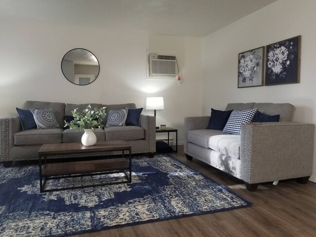 property at 1538-1540 Plainfield Dr