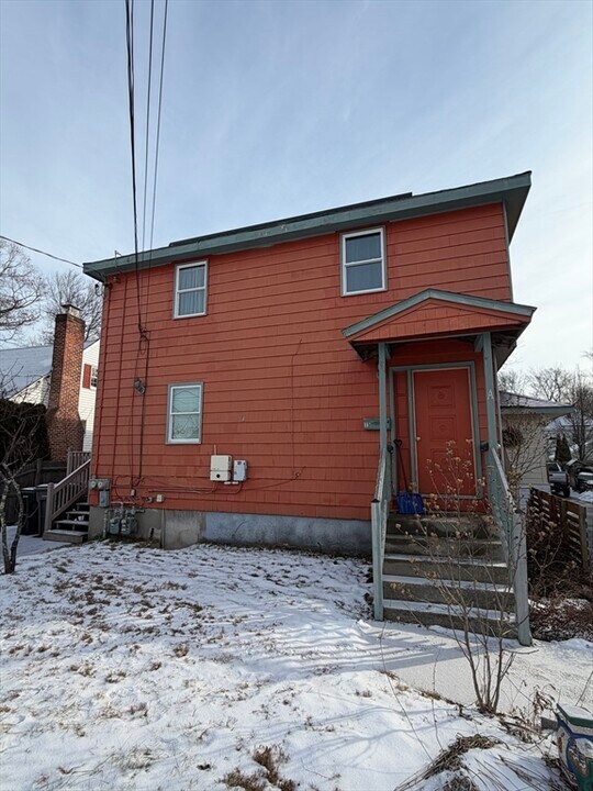 15 Eliot St in Framingham, MA - Building Photo