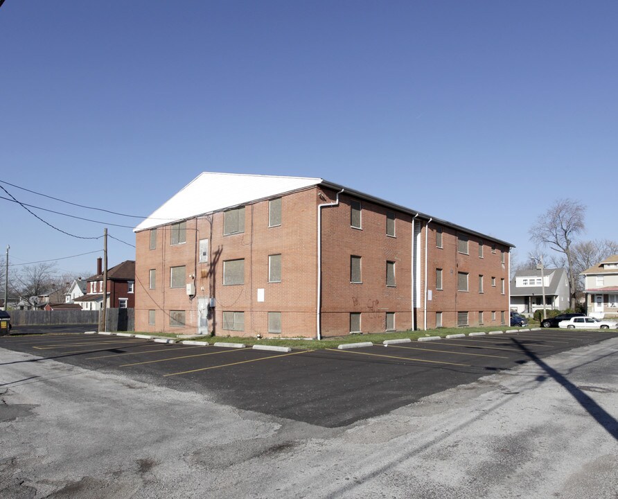 885 Gibbard Ave in Columbus, OH - Building Photo