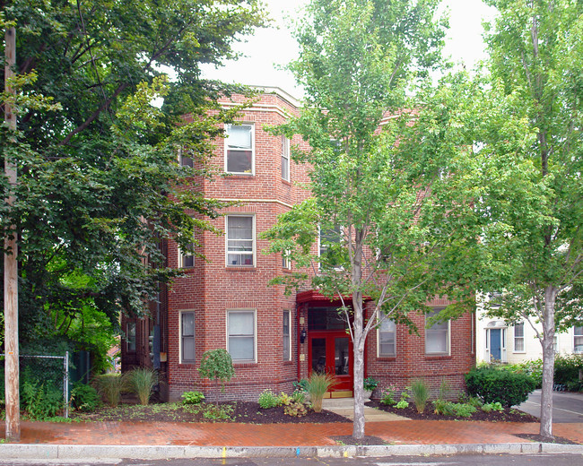 51 Park St in Portland, ME - Foto de edificio - Building Photo