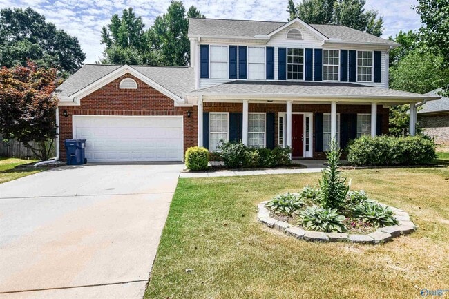 105 Knotting Pl