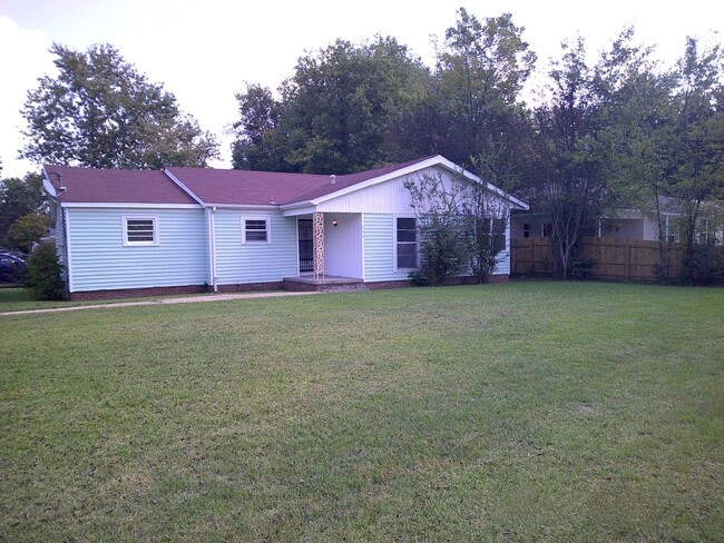 property at 408 Lumpkin Ave