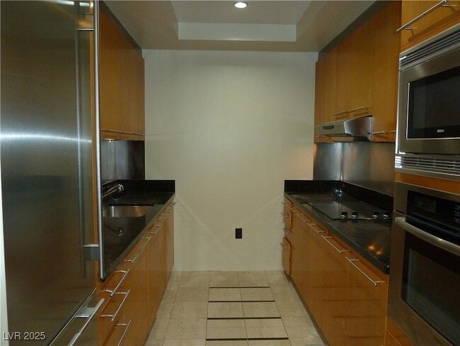2700 Las Vegas Blvd S, Unit 2005 in Las Vegas, NV - Building Photo - Building Photo