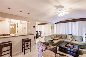 838 W Elkcam Cir-Unit -406 in Marco Island, FL - Building Photo - Building Photo