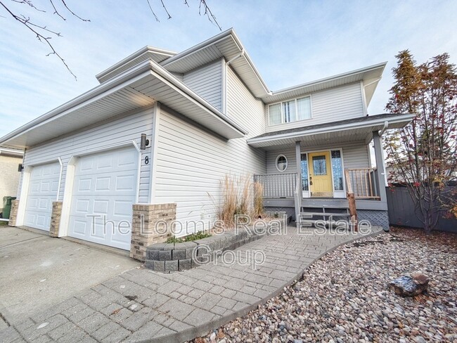 8 Bridgeport Wynd in Leduc, AB - Building Photo - Building Photo