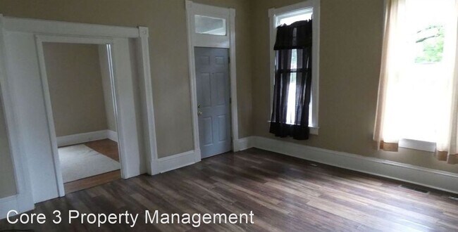 723 W Armstrong Ave in Peoria, IL - Building Photo - Building Photo