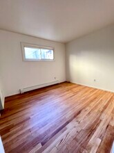 233 Cambridge Ave, Unit 1 in Jersey City, NJ - Building Photo - Building Photo