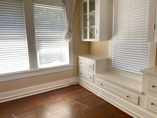 property at 510 Sul Ross St