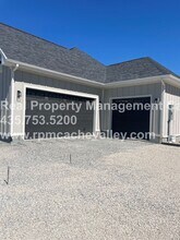 170 Bluff St in Hyde Park, UT - Building Photo - Building Photo
