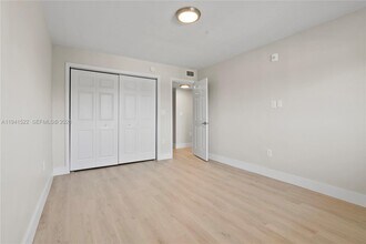 1101 NE 80th St in Miami, FL - Building Photo - Building Photo