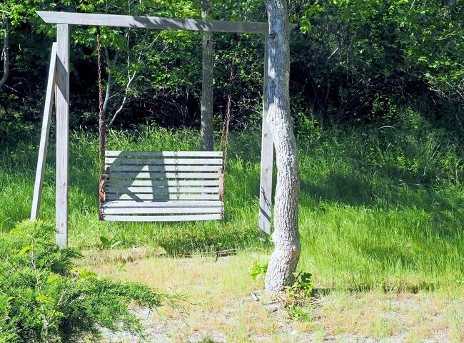 6 Surf Dr in Amagansett, NY - Building Photo - Building Photo