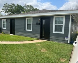 731 1/2-40th 1/2 E 40th St in Houston, TX - Building Photo - Building Photo