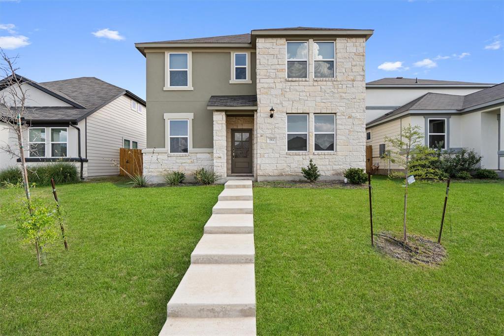 753 Long Run in Liberty Hill, TX - Building Photo
