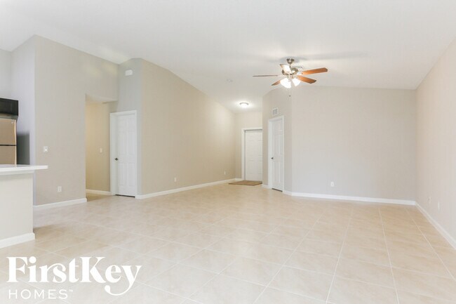 1062 SW Fenway Rd in Port St. Lucie, FL - Building Photo - Building Photo