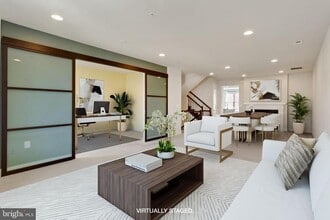 621 E Howell Ave in Alexandria, VA - Building Photo - Building Photo