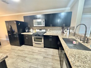 12411 Meadow Frost Ln in Houston, TX - Building Photo - Building Photo