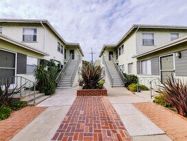 17905 Crenshaw Blvd, Unit B in Torrance, CA - Building Photo